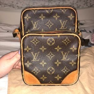 Louis Vuitton Crossbody